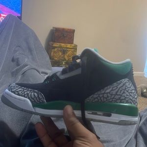 Jordan 3 pine green